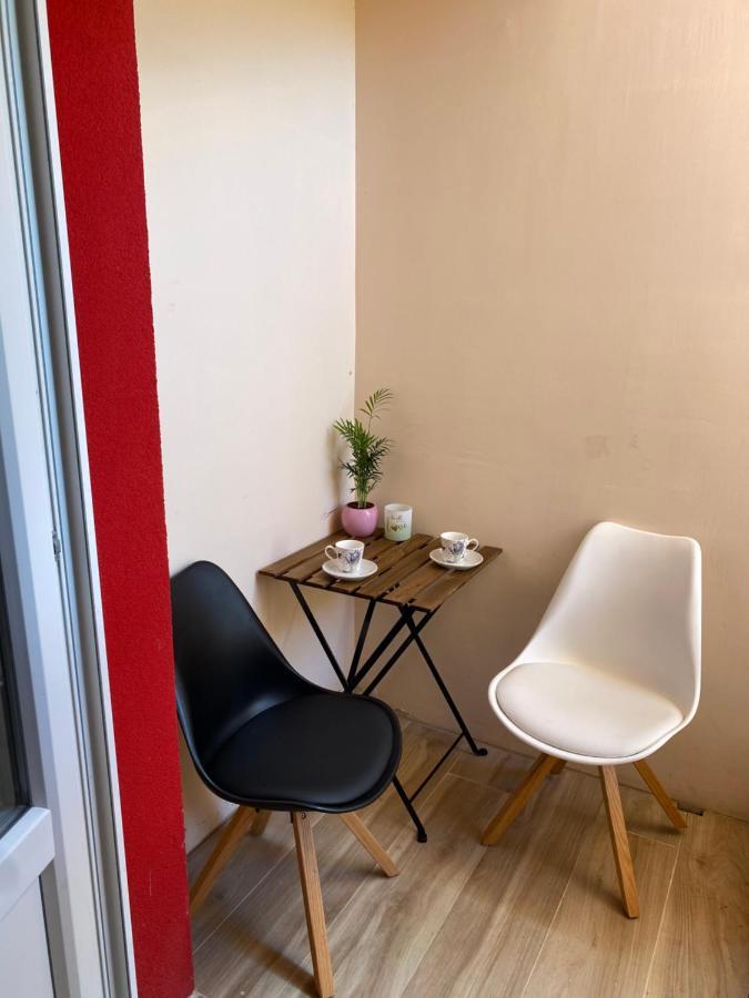 Room Julija Zirovnica Exterior foto